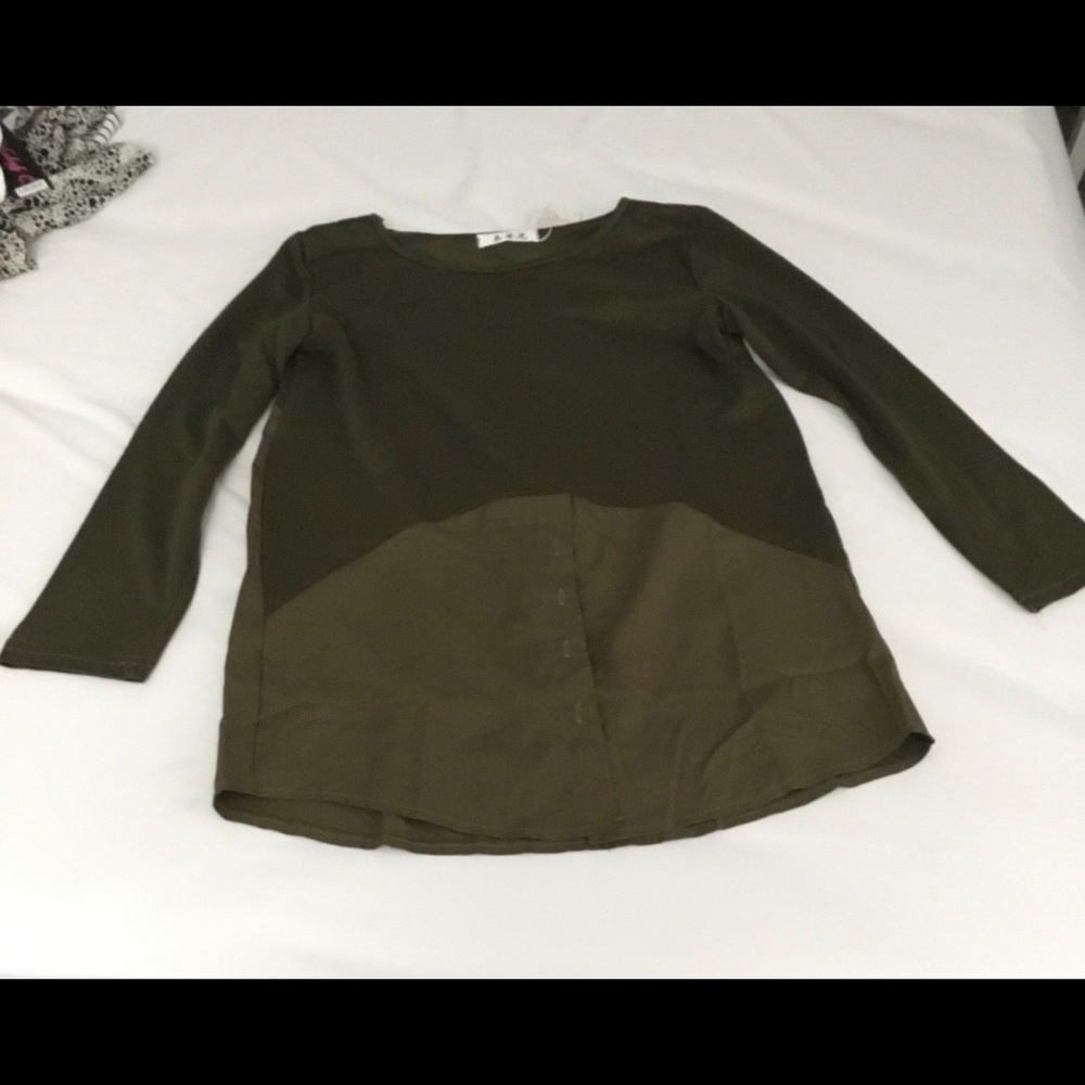 Dark green top